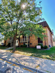 3927 West Broadway Apartments - Robbinsdale, MN