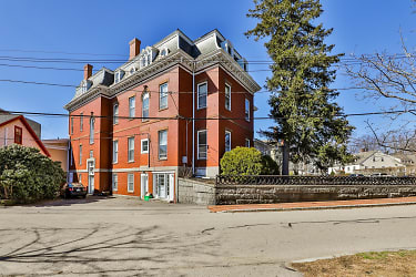 241 Middle Street 5 Apartments - Portsmouth, NH