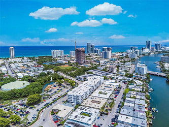 7300 Wayne Ave #505 - Miami Beach, FL