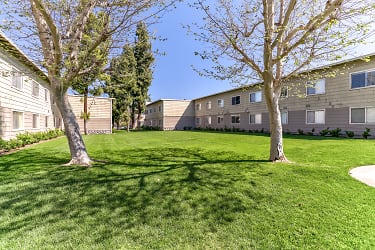 Village Square Apartments - San Bernardino, CA