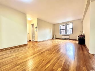65-30 108th St #5A - Queens, NY