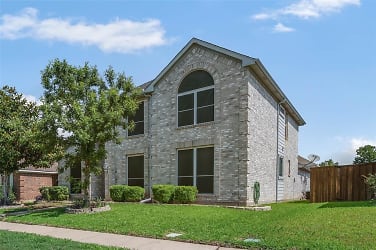 5606 Westwood Ln - The Colony, TX