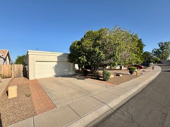 4423 E Ponca St - Phoenix, AZ