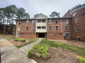 3527 Ivy Commons Dr unit 101 - Raleigh, NC