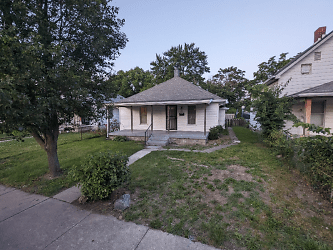 855 S Tremont St - Indianapolis, IN