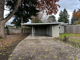 3337 Raleighwood Ave - Springfield, OR