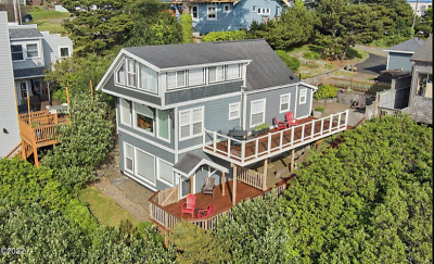 502 SW 7th St - Newport, OR