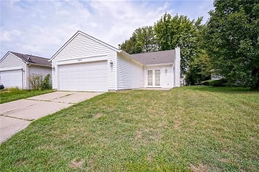 1631 River Shore Pkwy - Indianapolis, IN