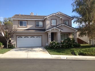 30797 Point Woods Ct - Temecula, CA
