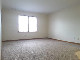 215 Stonewall Ct unit 3 - Nappanee, IN
