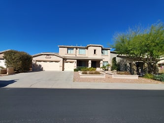 6526 W Silver Sage Ln - Phoenix, AZ