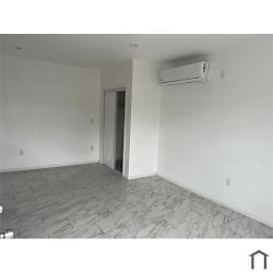 1126 E 118th Pl - undefined, undefined