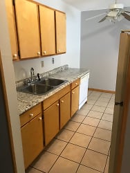 SEPTEMBER MOVE IN~Studio, 1 Bedroom, And 2 Bedroom Apartments For Sept 2022- Close By The University - Minneapolis, MN