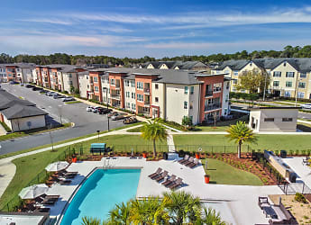 The Mayfair Gainesville Florida Apartments - Gainesville, FL