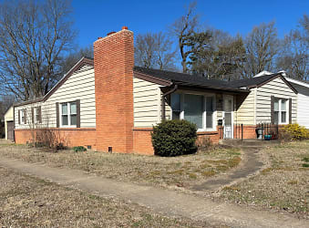 1137 S National Ave - Springfield, MO