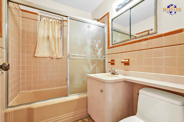 83-06 77th Ave unit 2R - Queens, NY