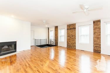 2057 W Dickens Ave unit 2n - Chicago, IL