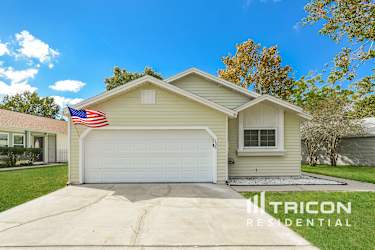 135 Meadow Boulevard - Sanford, FL