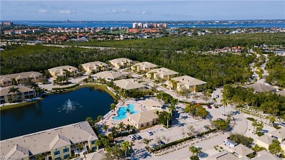 14512 Abaco Lakes Dr #103 - Fort Myers, FL