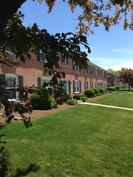 Park Manor Apartments - Mount Vernon, OH