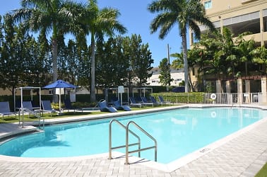 Gables 37 Grand Apartments - Miami, FL