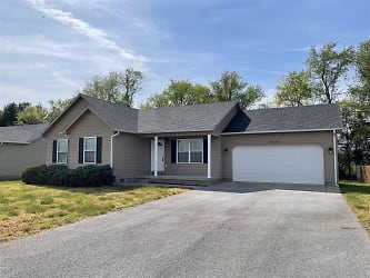 1474 N Pointe Ct - Bowling Green, KY