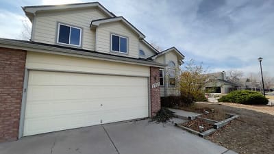 2201 Winterstone Ct - Fort Collins, CO