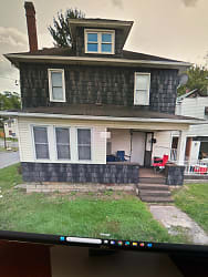 369 Race St - Westover, WV