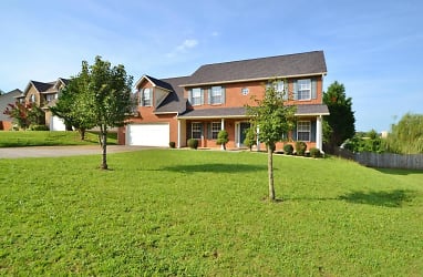 1919 Falling Waters Rd - Knoxville, TN