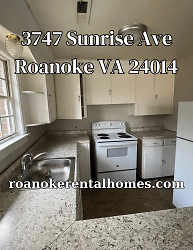 3745 Sunrise Ave NW - Roanoke, VA