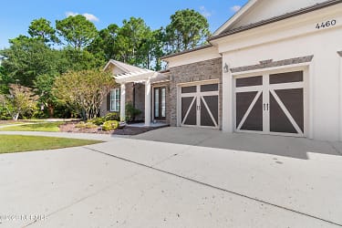 4460 Golf Cottage Dr #1 - Southport, NC