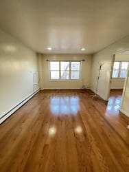 23-36 30th Ave. unit 2 - Queens, NY