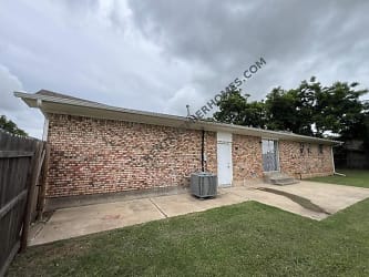 948 Brown Dr - Midwest City, OK