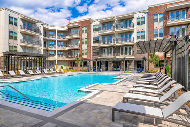 District Midtown Apartments - Greenville, SC