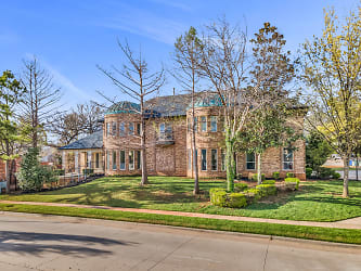 500 Manor Hill Ct - Norman, OK