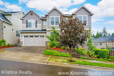 7891 NW 168th Ave - Portland, OR