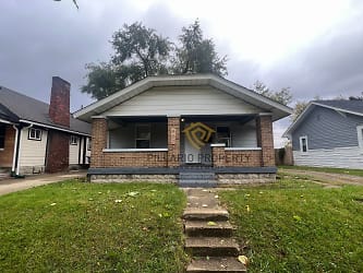 907 N Gladstone Ave - Indianapolis, IN