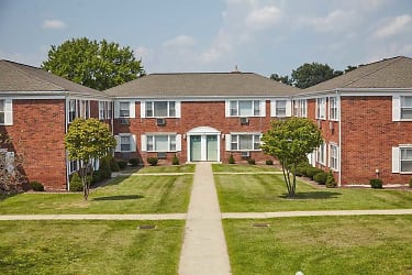 Ridgefield Apartments - Poughkeepsie, NY