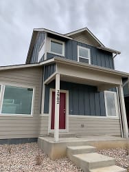 2902 Sykes Dr - Fort Collins, CO