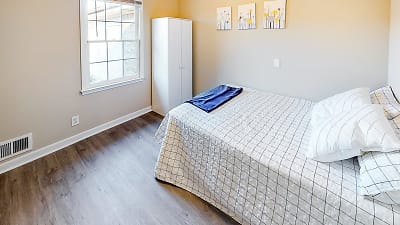 Room For Rent - Conyers, GA
