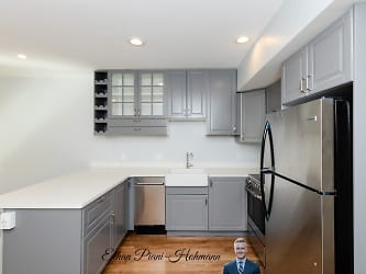 229 Coolidge Ave unit 303 - Watertown, MA