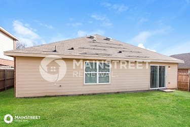 109 S Pasture Ave - Wilmer, TX