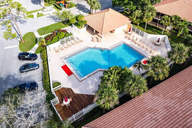 655 Brackenwood Cove #655 - Palm Beach Gardens, FL