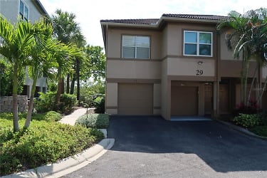 1123 Normandy Trace Rd - Tampa, FL