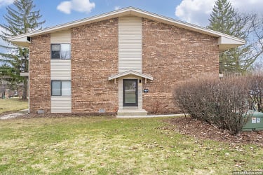 3623 W College Ave - Greenfield, WI