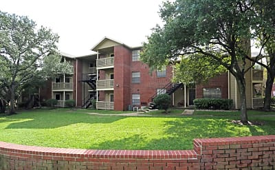 The Park At Wells Branch Apartments - Austin, TX