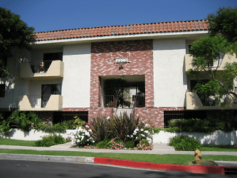 5202 Noble Ave unit 208 - Los Angeles, CA