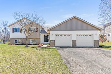 572 Amur Cir NW - undefined, undefined