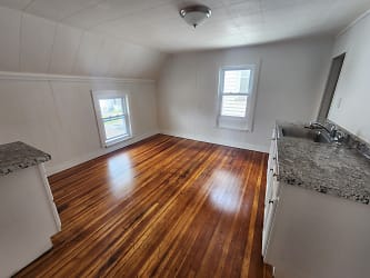 219 W Elm St - East Rochester, NY