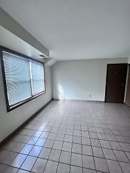 1053 Cromwell Ave unit 302 - undefined, undefined